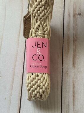 Jen & Co guitar strap NWT